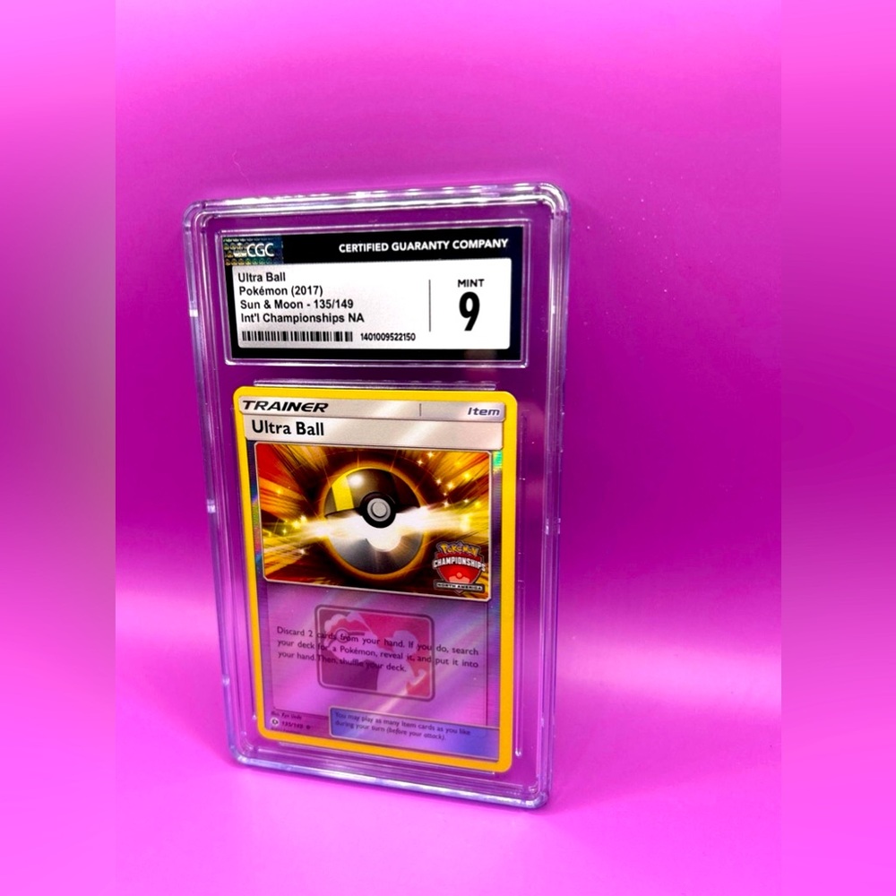 Ultra Ball 2017 Sun & Moon - Int’l Championships North America Mint 9